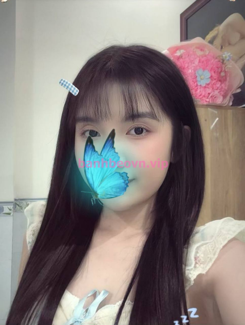 Minh Anh _ Gái xinh chiều khách, làm tình cực phê