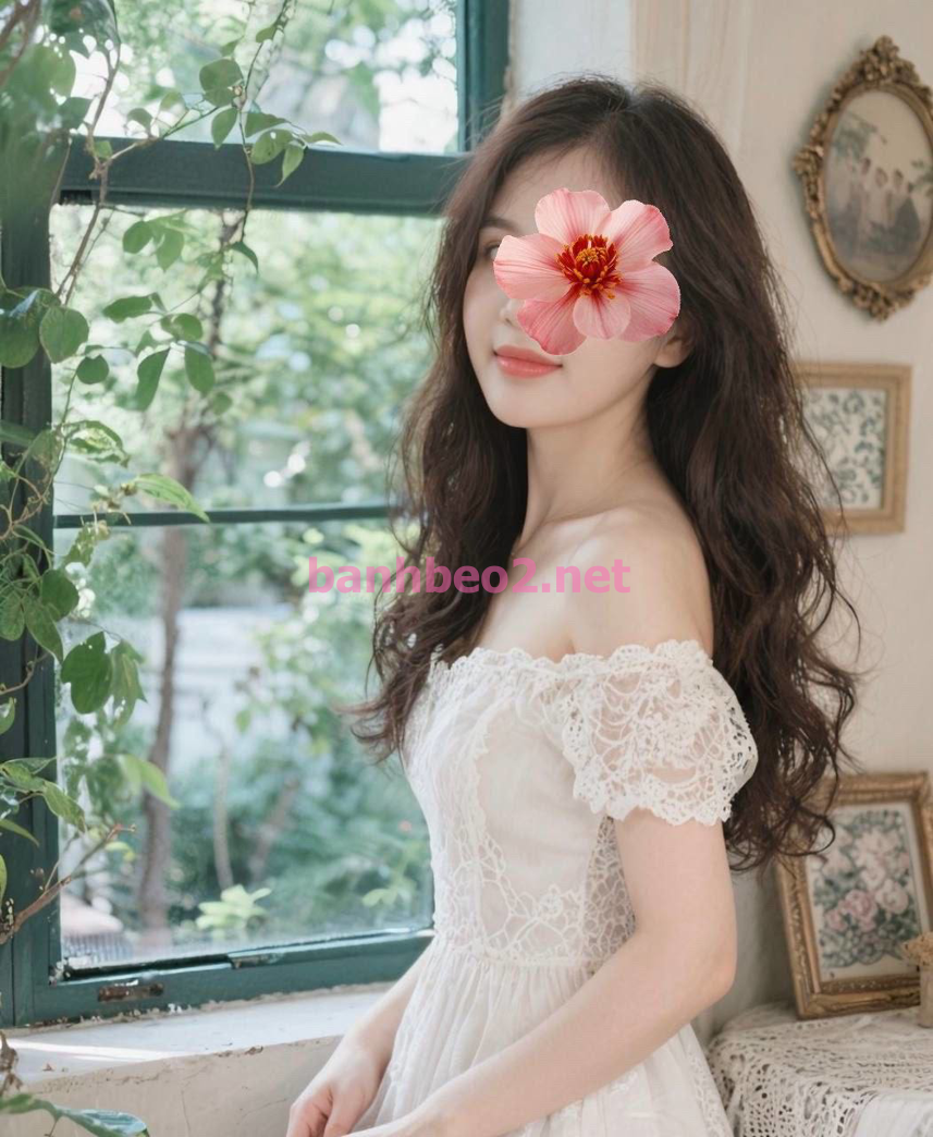 BABY  THU HƯƠNG XINH TƯƠI CHIỀU KHÁCH NHƯ NGƯỜI YÊU