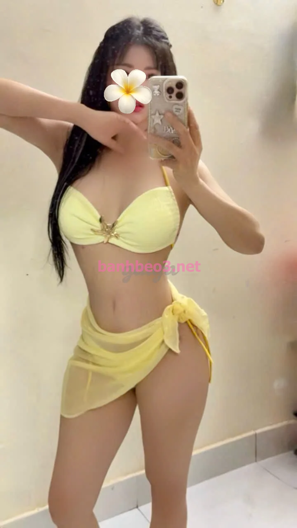 Hạ Vy:hÀNG SIÊU NGON, DA TRẮNG , DÁNG XINH BÚ LIẾM CỰC PHÊ