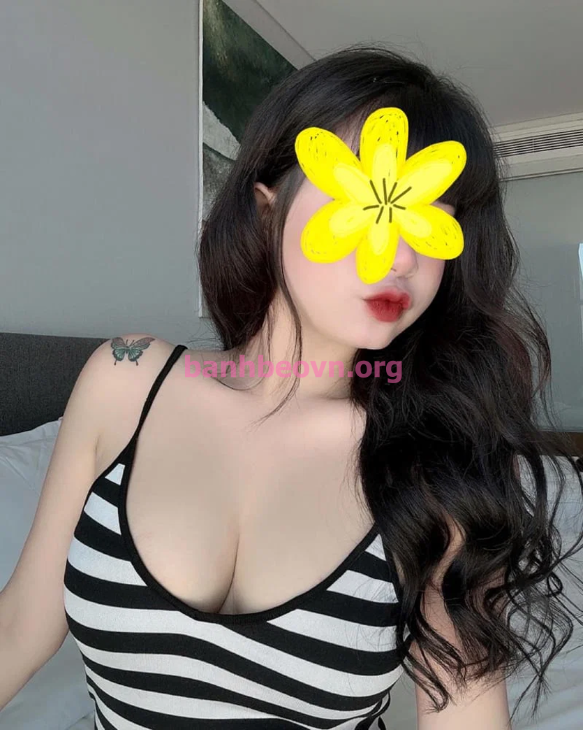 Hót girl siêu dâm Nhã Quỳnh xinh đẹp body chuẩn người mẫu 