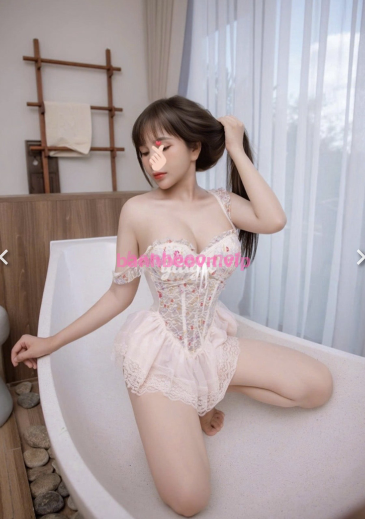 Bé nị 
