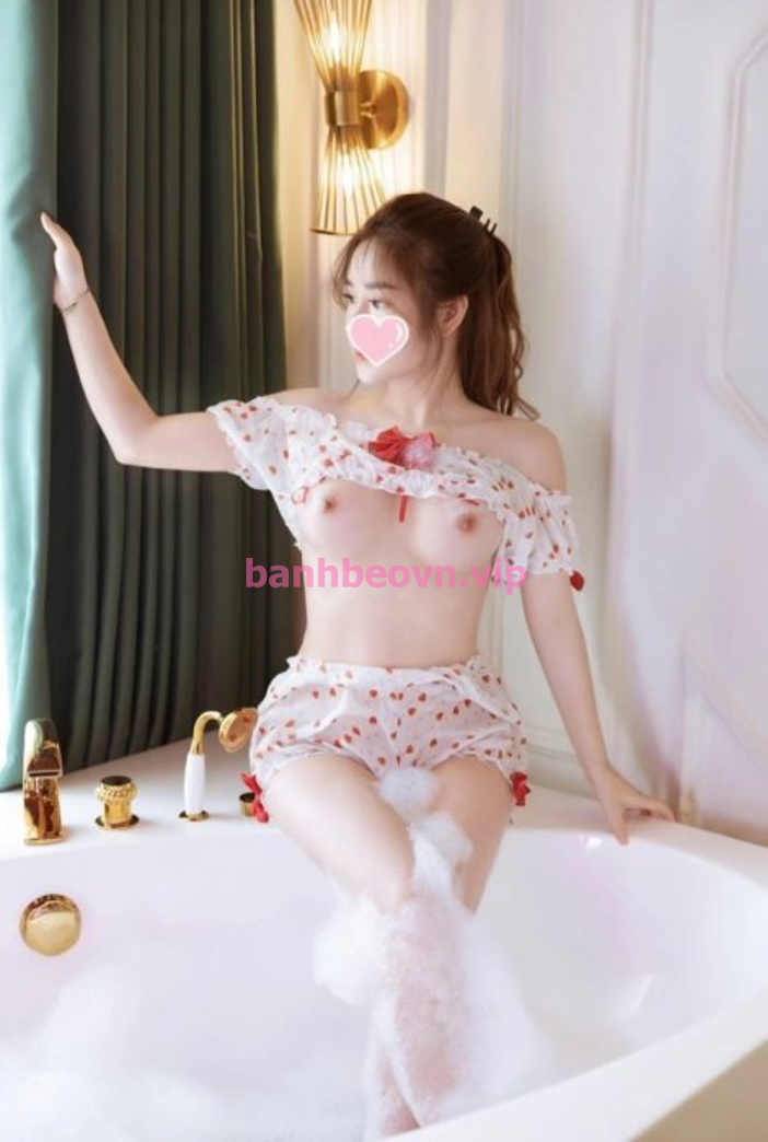 Quỳnh nhi 2k8